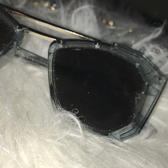 Blue Framed Cat Eye Sunglasses - Picture 5 of 5